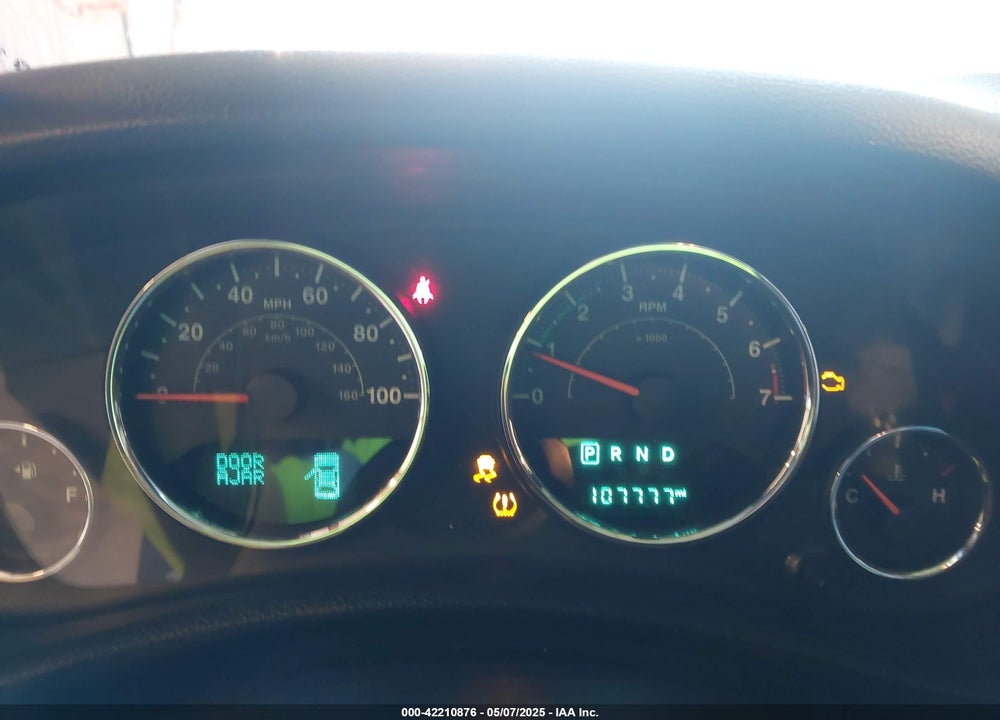 2015 JEEP WRANGLER UNLIMITED VIN: 1C4BJWEG1FL765563