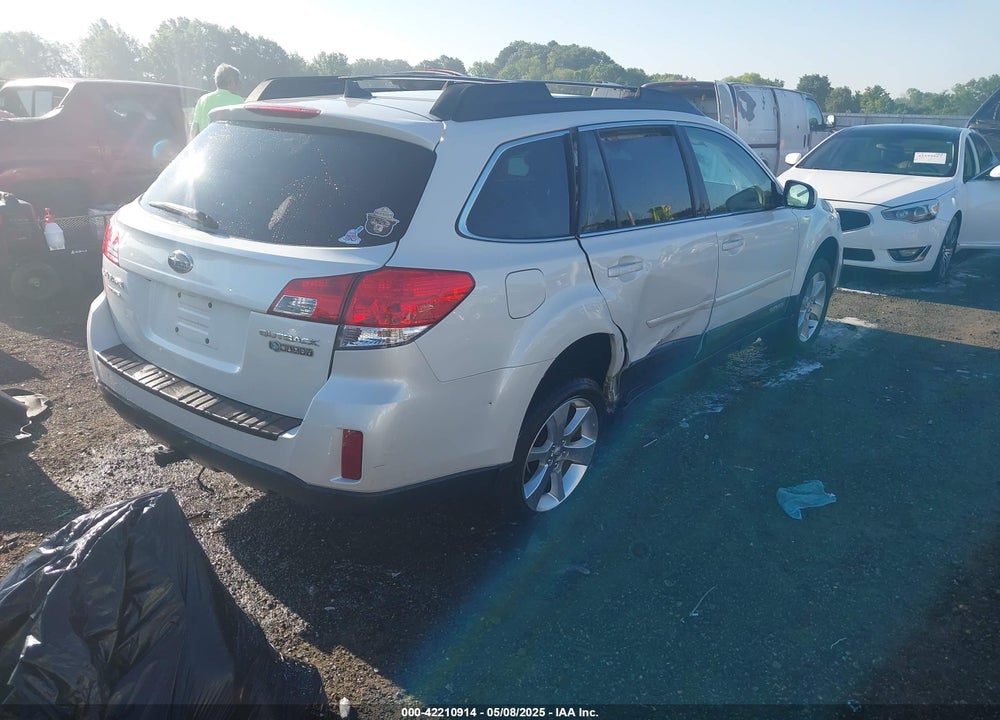 2014 SUBARU OUTBACK VIN: 4S4BRCLC7E3284699