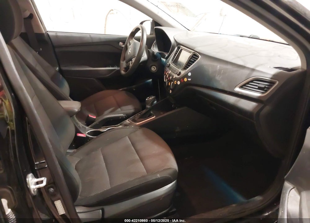 2019 HYUNDAI ACCENT VIN: 3KPC24A33KE079651