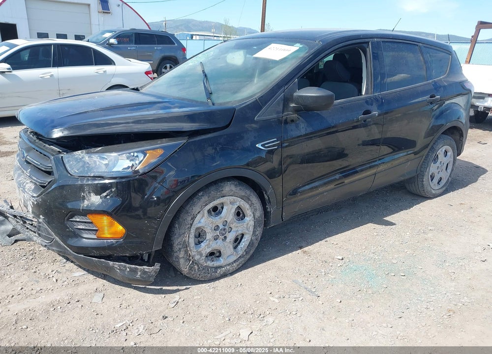 2018 FORD ESCAPE VIN: 1FMCU0F71JUA35240