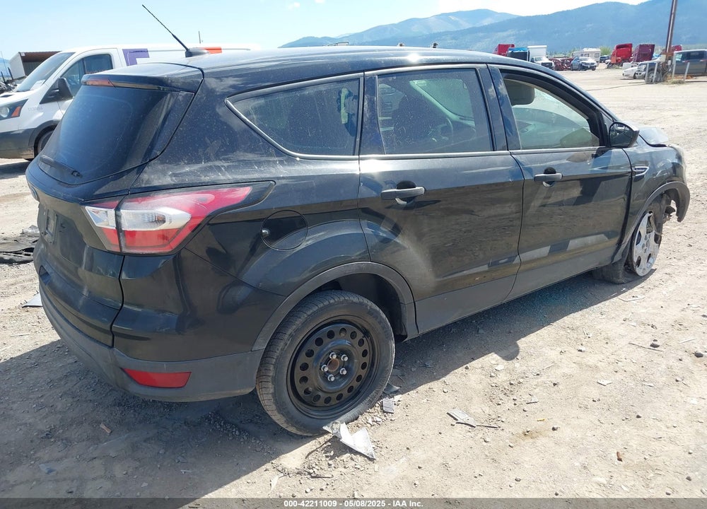 2018 FORD ESCAPE VIN: 1FMCU0F71JUA35240