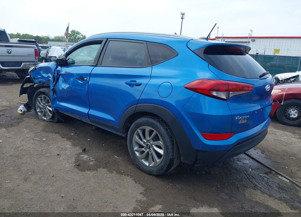 2016 HYUNDAI TUCSON SE VIN: KM8J3CA46GU158341