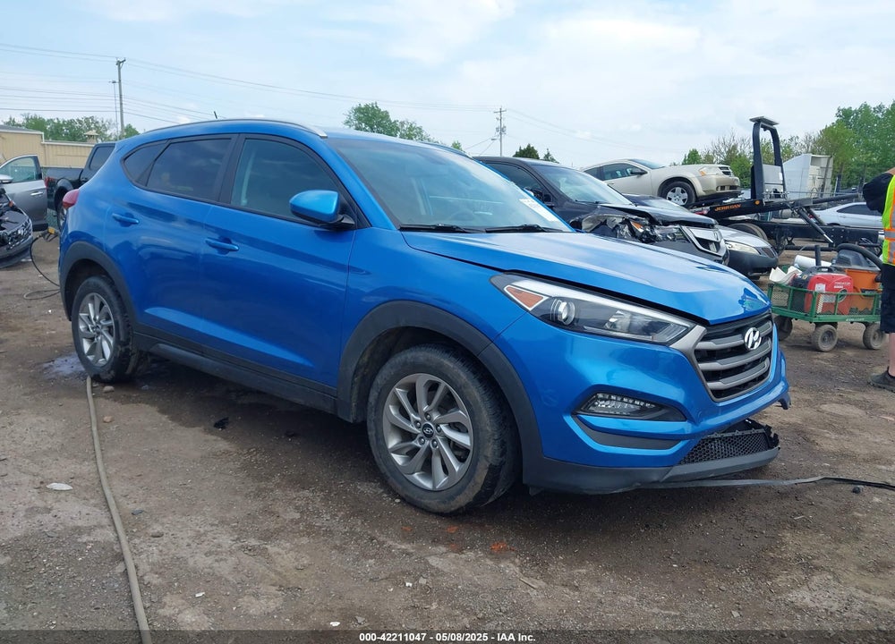 2016 HYUNDAI TUCSON SE VIN: KM8J3CA46GU158341