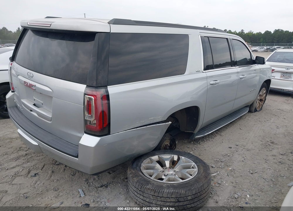 2017 GMC YUKON XL VIN: 1GKS1GKC1HR342834
