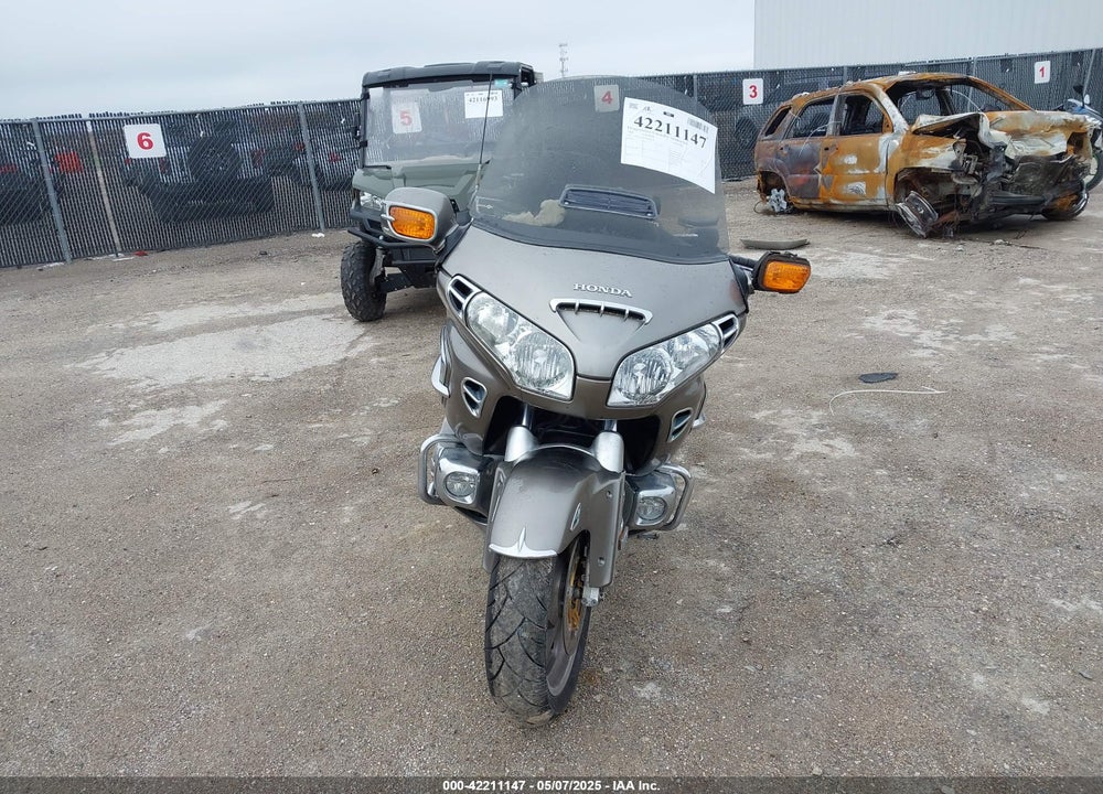 2004 HONDA GL1800 VIN: 1HFSC47074A300296