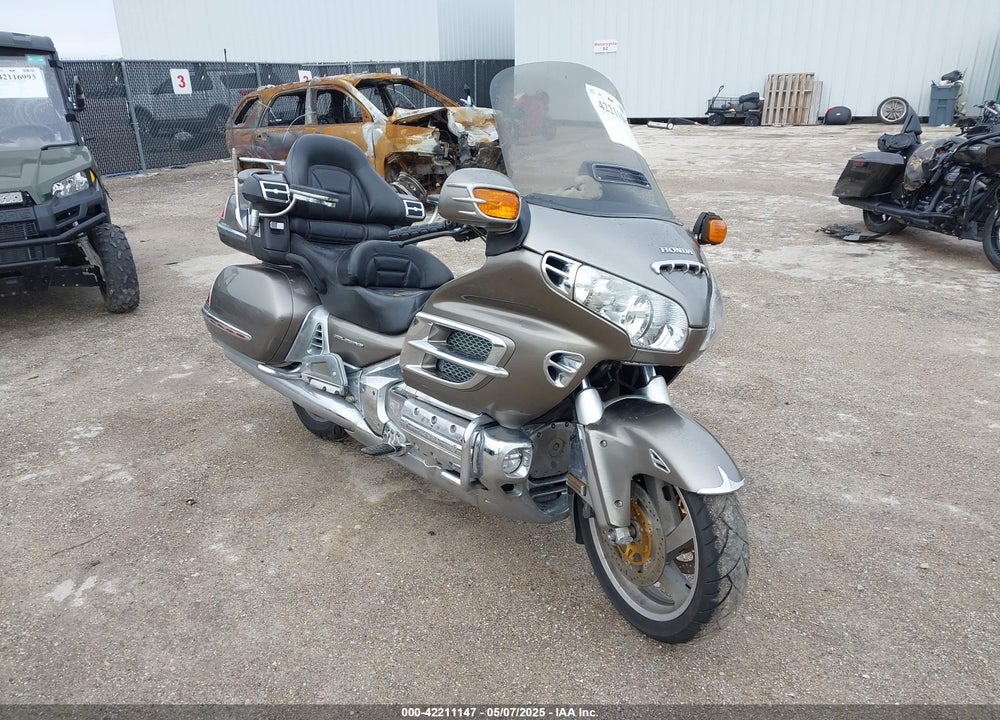 2004 HONDA GL1800 VIN: 1HFSC47074A300296