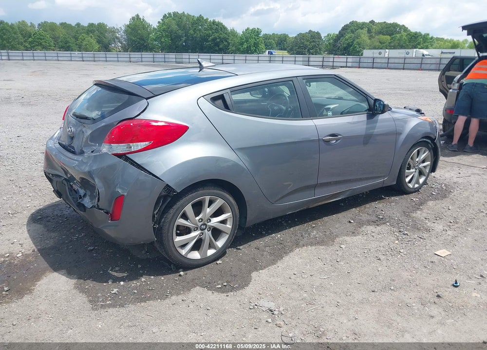 2016 HYUNDAI VELOSTER VIN: KMHTC6AD8GU284145