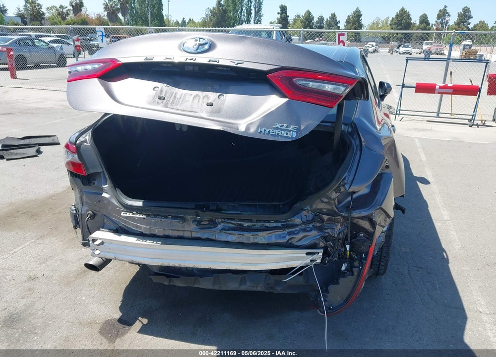 2021 TOYOTA CAMRY XLE HYBRID VIN: 4T1F31AK9MU560049