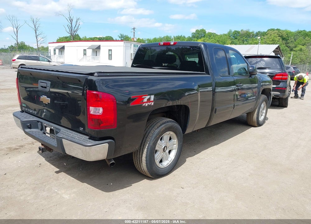 2010 CHEVROLET SILVERADO 1500 VIN: 1GCSKSE32AZ109462
