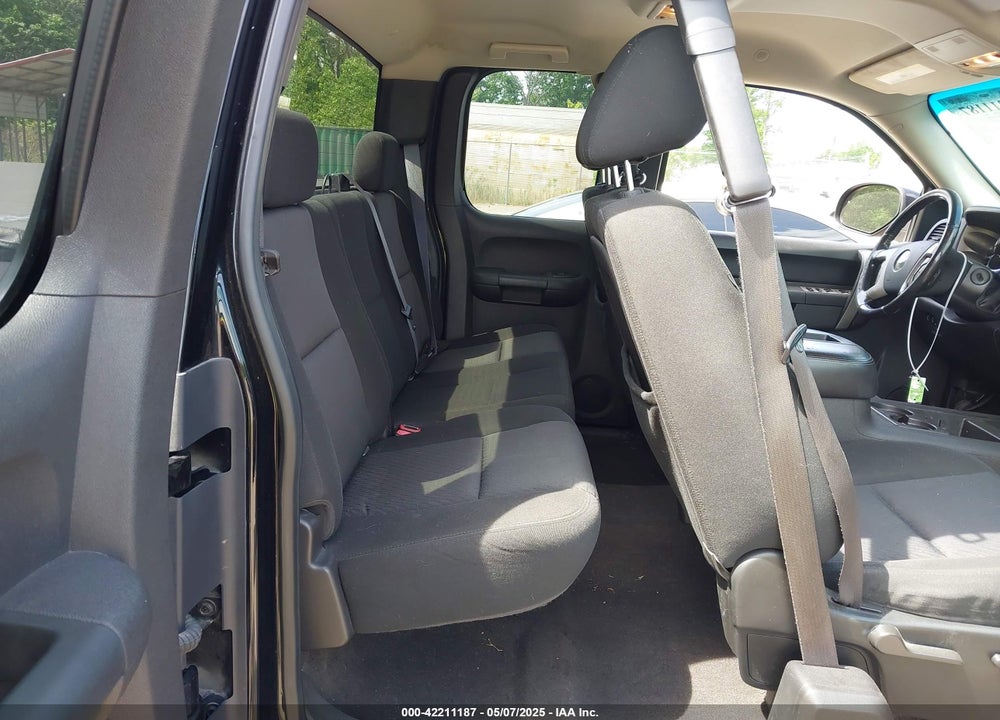 2010 CHEVROLET SILVERADO 1500 VIN: 1GCSKSE32AZ109462