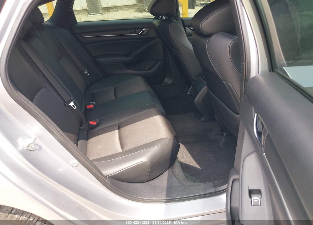 2022 HONDA ACCORD VIN: 1HGCV3F28NA039477