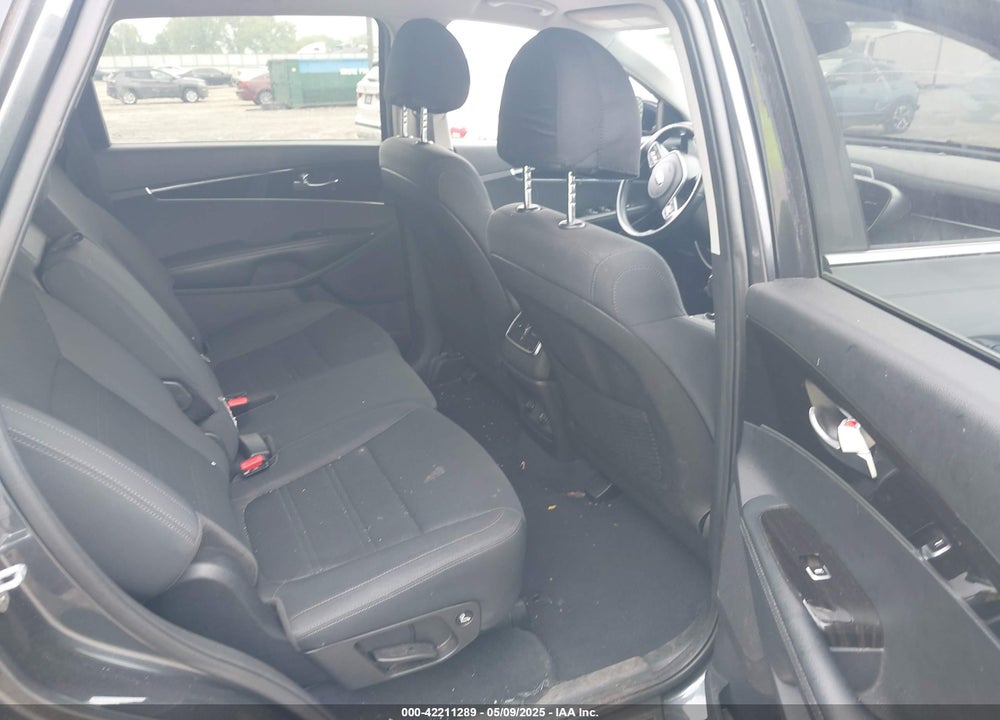 2020 KIA SORENTO VIN: 5XYPG4A50LG690973