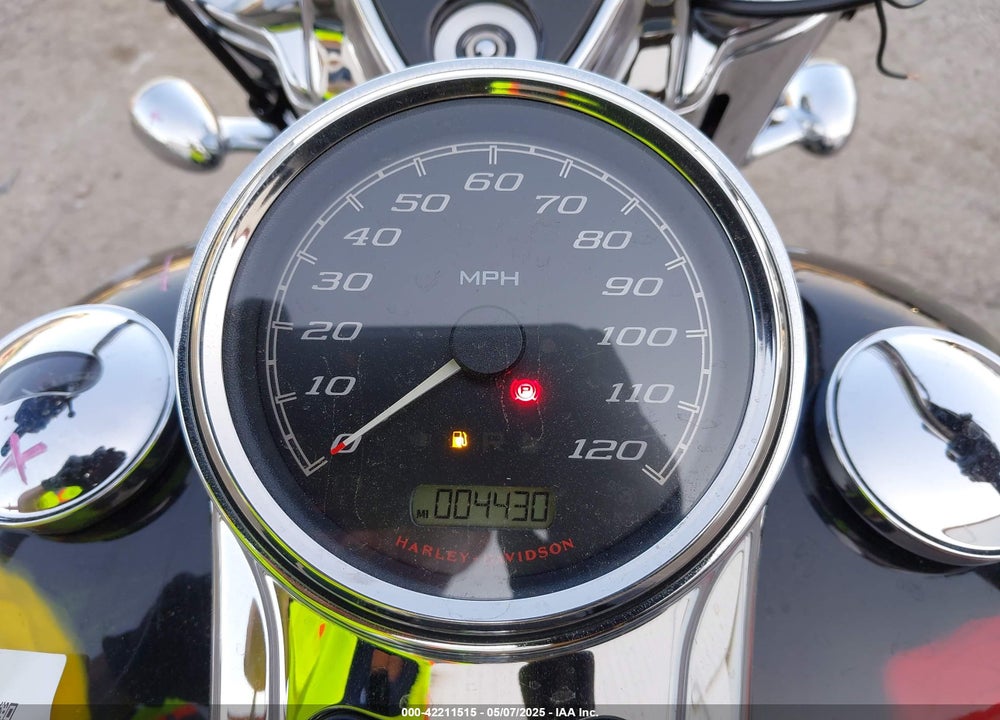 2015 HARLEY-DAVIDSON FLRT FREE WHEELER VIN: 1HD1MCM18FB850452