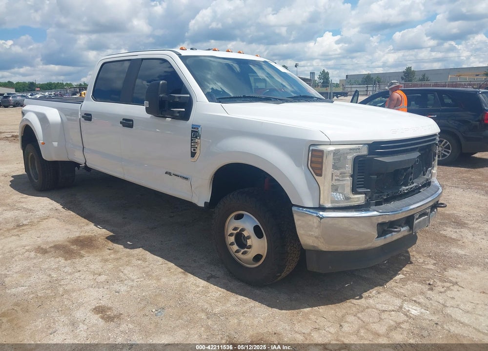 2017 FORD F 350 VIN: 1FT8W3DT7HEF47398