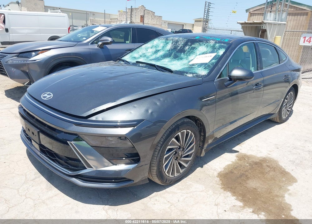 2025 HYUNDAI SONATA HYBRID VIN: KMHL34JJ1SA117193