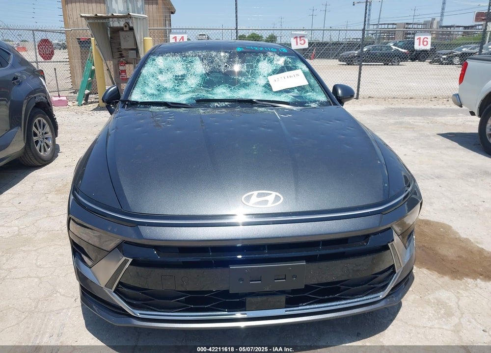 2025 HYUNDAI SONATA HYBRID VIN: KMHL34JJ1SA117193