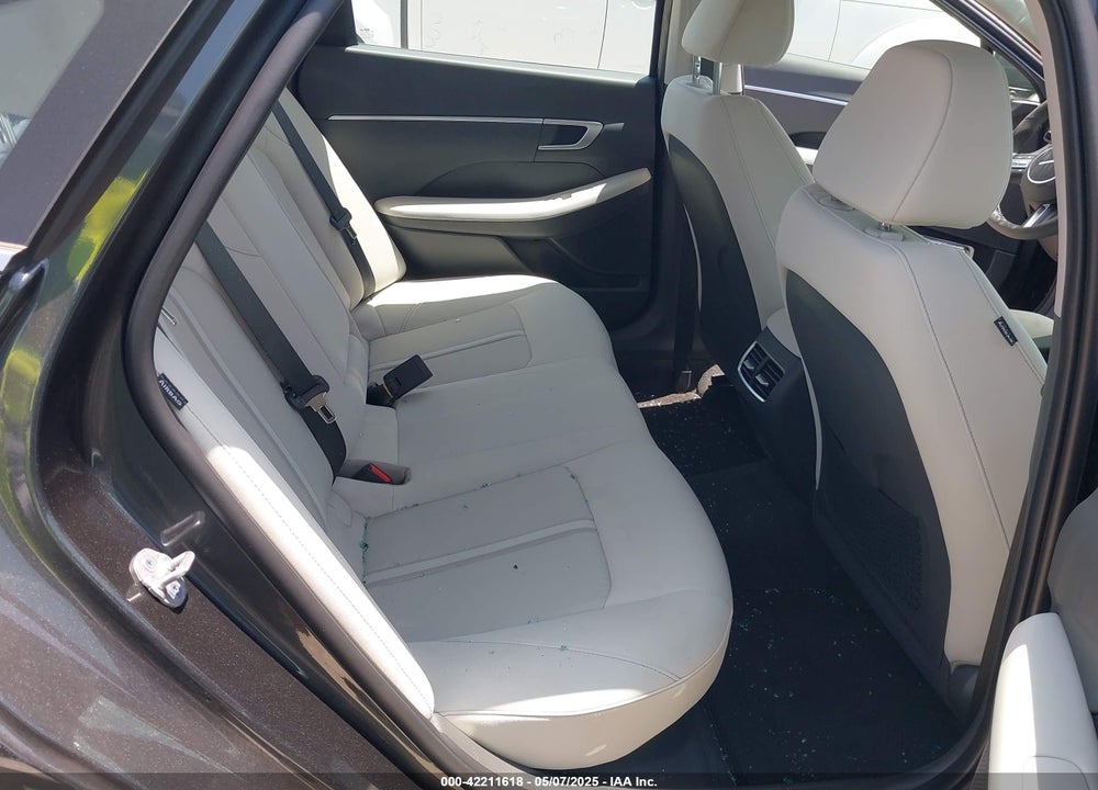 2025 HYUNDAI SONATA HYBRID VIN: KMHL34JJ1SA117193