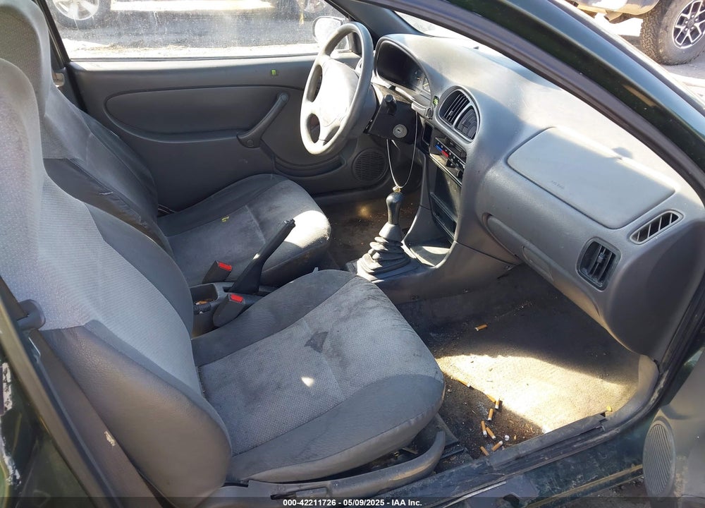 2000 CHEVROLET METRO VIN: 2C1MR2263Y6712829
