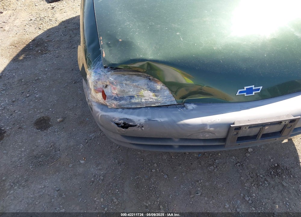 2000 CHEVROLET METRO VIN: 2C1MR2263Y6712829