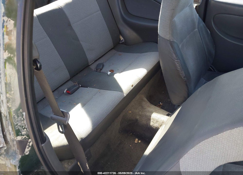 2000 CHEVROLET METRO VIN: 2C1MR2263Y6712829