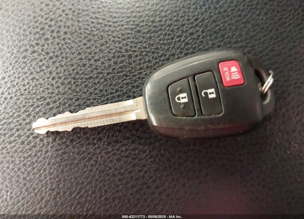 2018 TOYOTA RAV4 VIN: JTMZFREV6JJ729887