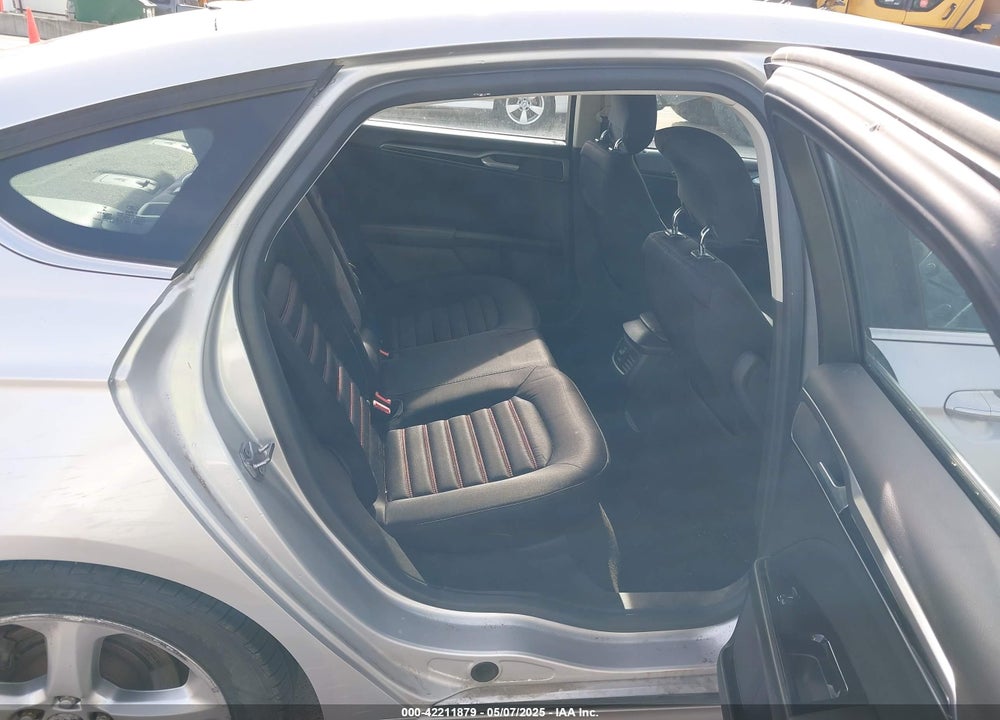 2014 FORD FUSION VIN: 1FA6P0H71E5396026