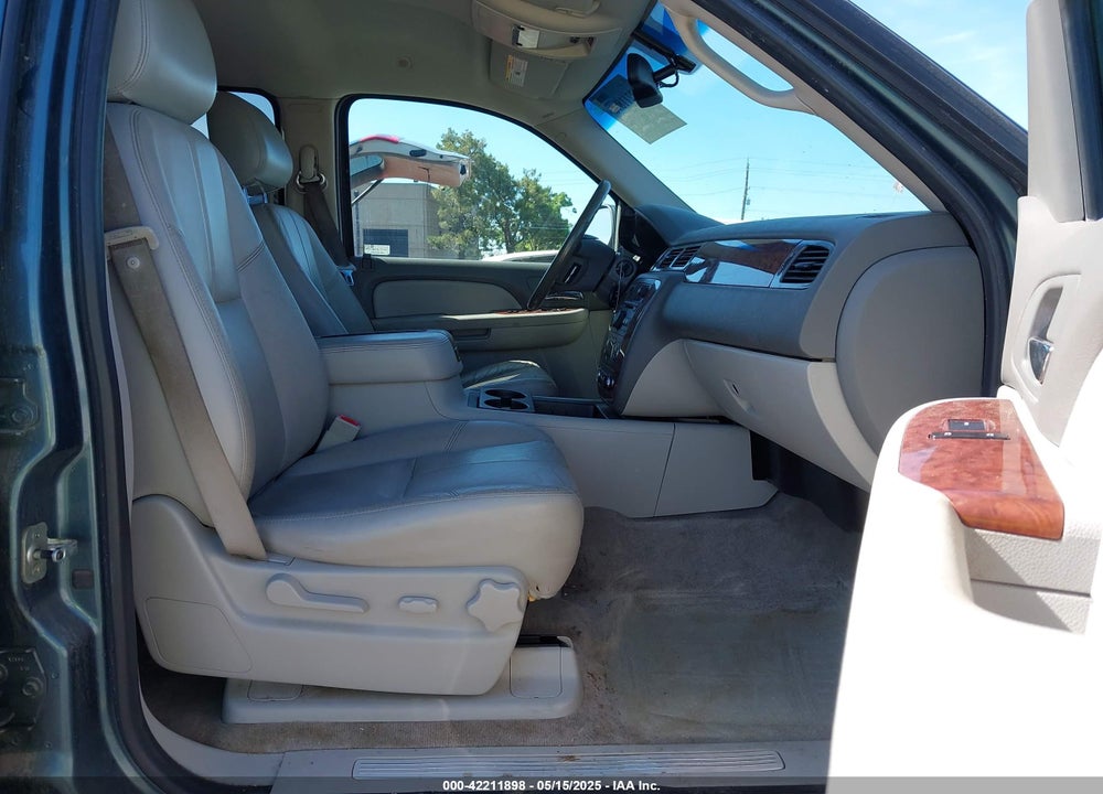 2008 CHEVROLET TAHOE LT VIN: 1GNFC13J48R169545