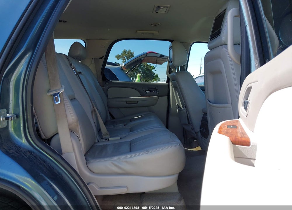 2008 CHEVROLET TAHOE LT VIN: 1GNFC13J48R169545