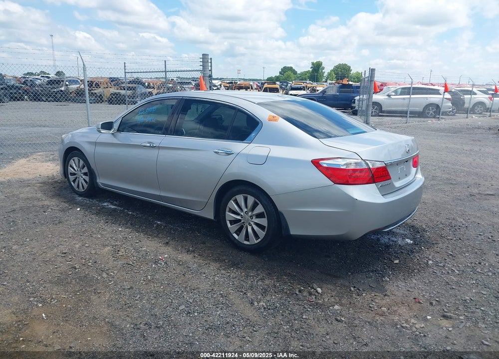 2015 HONDA ACCORD EX-L VIN: 1HGCR2F84FA113871