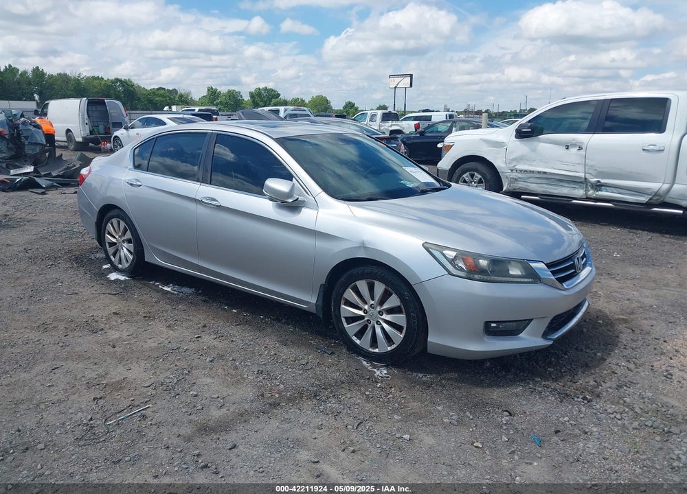 2015 HONDA ACCORD EX-L VIN: 1HGCR2F84FA113871