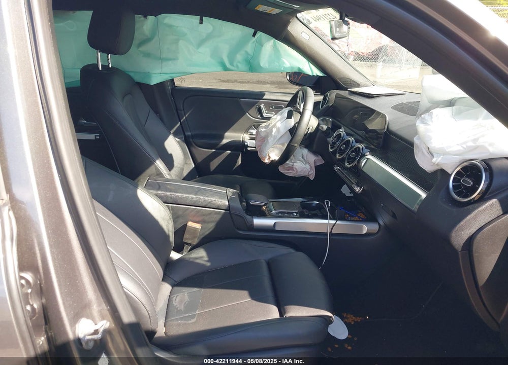 2021 MERCEDES-BENZ GLB 250 VIN: W1N4M4HB8MW106145