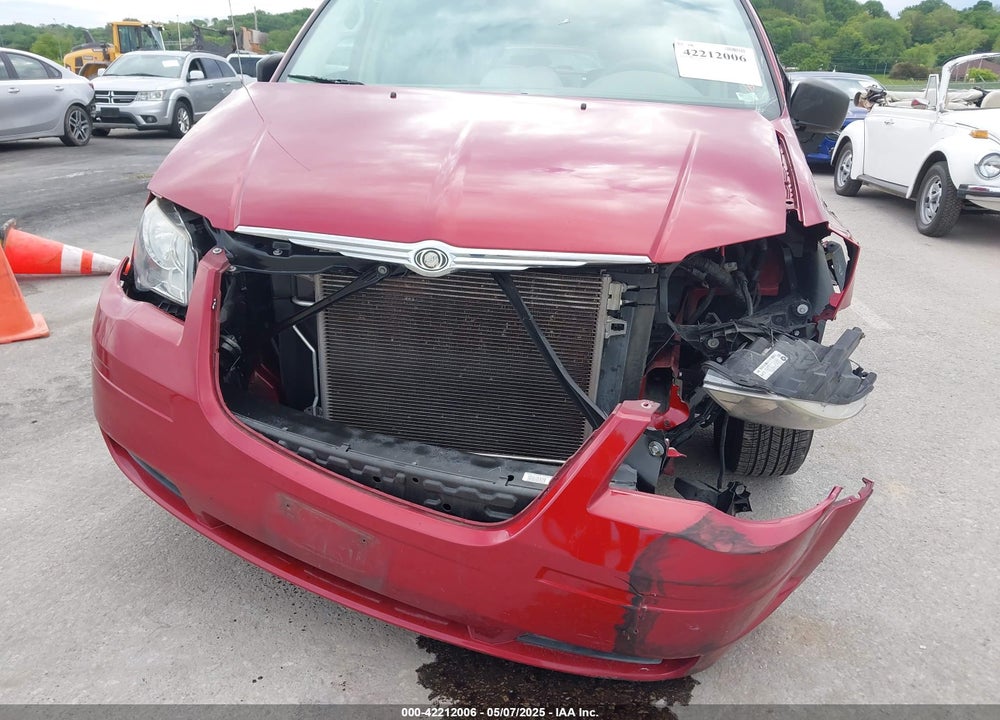 2009 CHRYSLER TOWN & COUNTRY VIN: 2A8HR44E49R525435