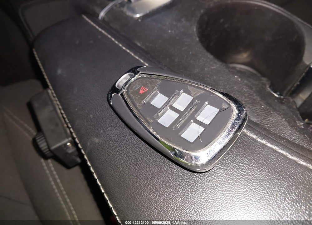2022 CHEVROLET CAMARO RWD 1LT VIN: 1G1FB3DX2N0105071