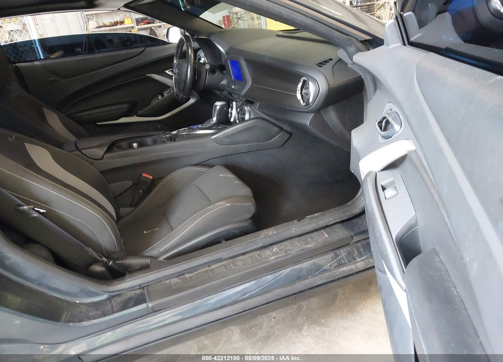 2022 CHEVROLET CAMARO RWD 1LT VIN: 1G1FB3DX2N0105071