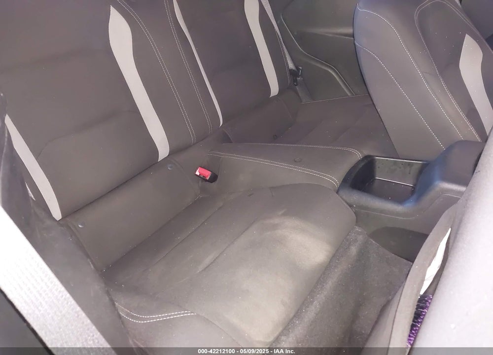 2022 CHEVROLET CAMARO RWD 1LT VIN: 1G1FB3DX2N0105071
