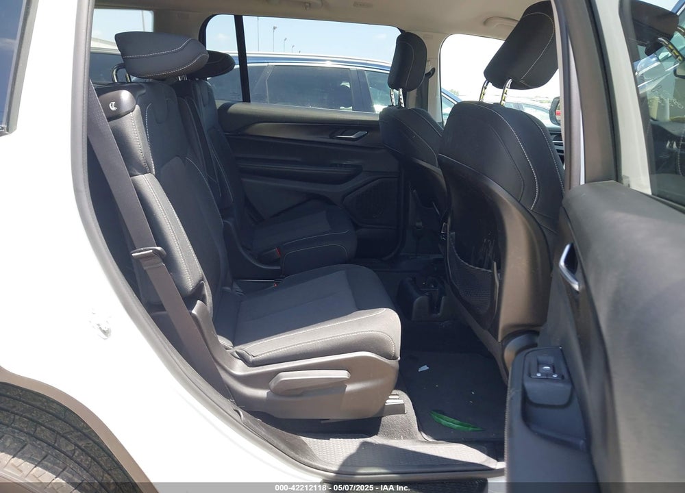 2023 JEEP GRAND CHEROKEE L VIN: 1C4RJKAG4P8895077