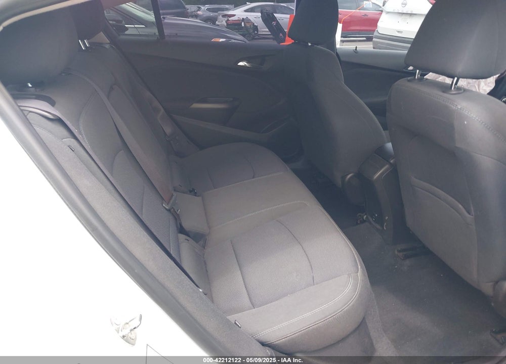 2017 CHEVROLET CRUZE VIN: 1G1BE5SM1H7226440