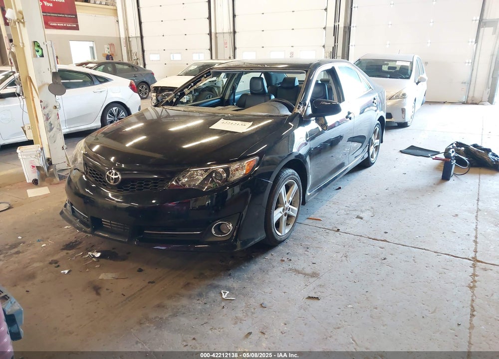 2014 TOYOTA CAMRY SE VIN: 4T1BF1FK6EU400548