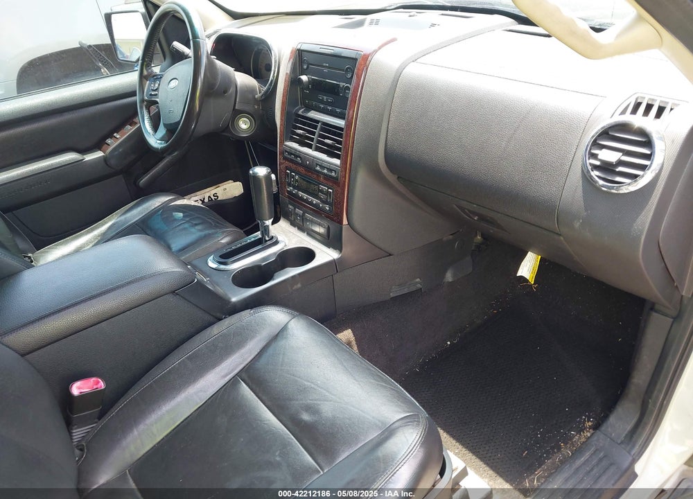 2006 FORD EXPLORER VIN: 1FMEU75846ZA13500