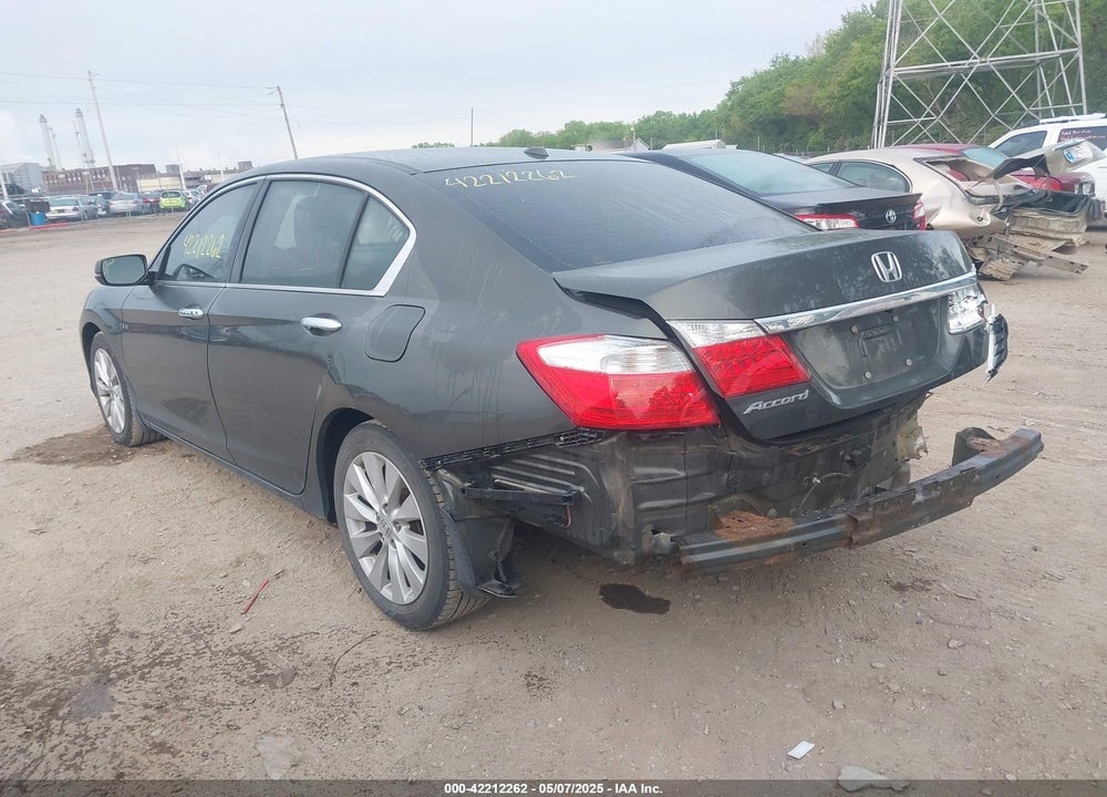 2015 HONDA ACCORD VIN: 1HGCR2F84FA128161