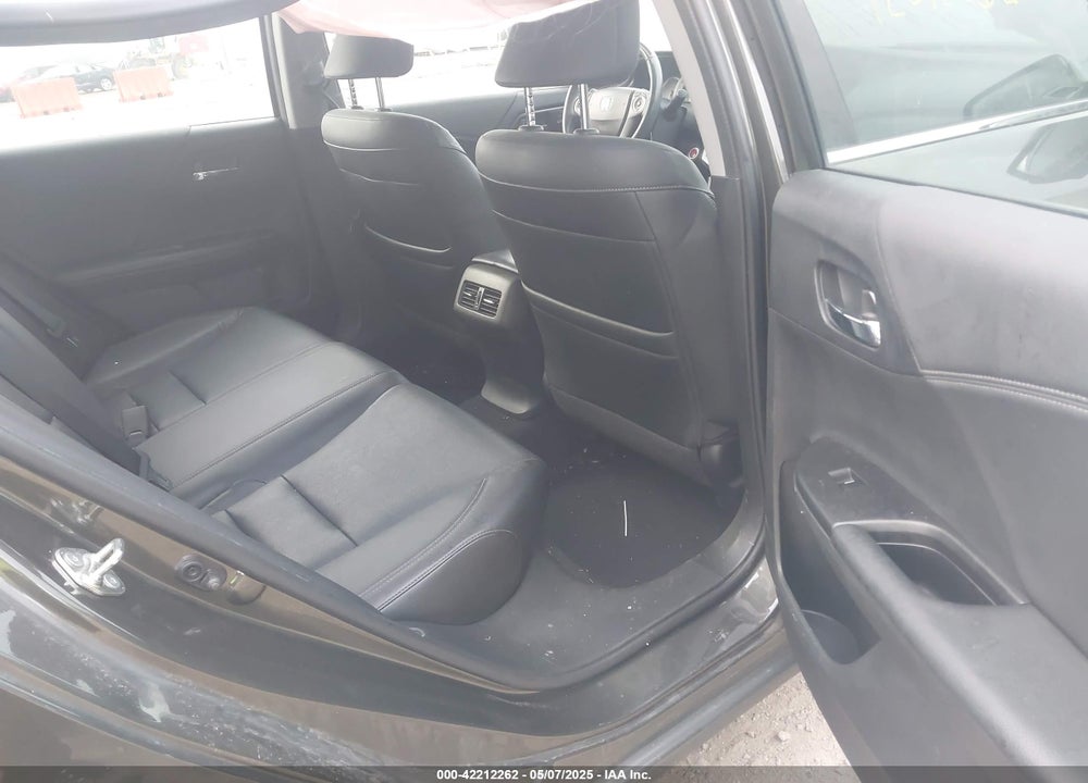 2015 HONDA ACCORD VIN: 1HGCR2F84FA128161