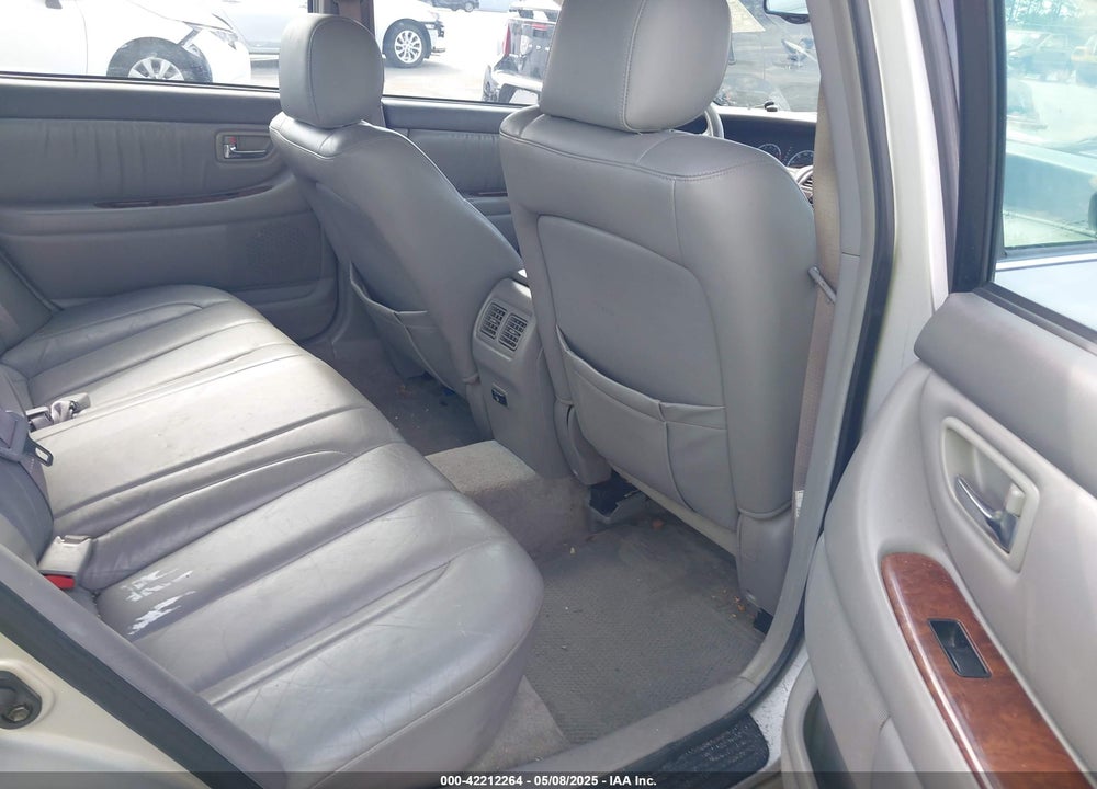 2000 TOYOTA AVALON XLS VIN: 4T1BF28B1YU098383