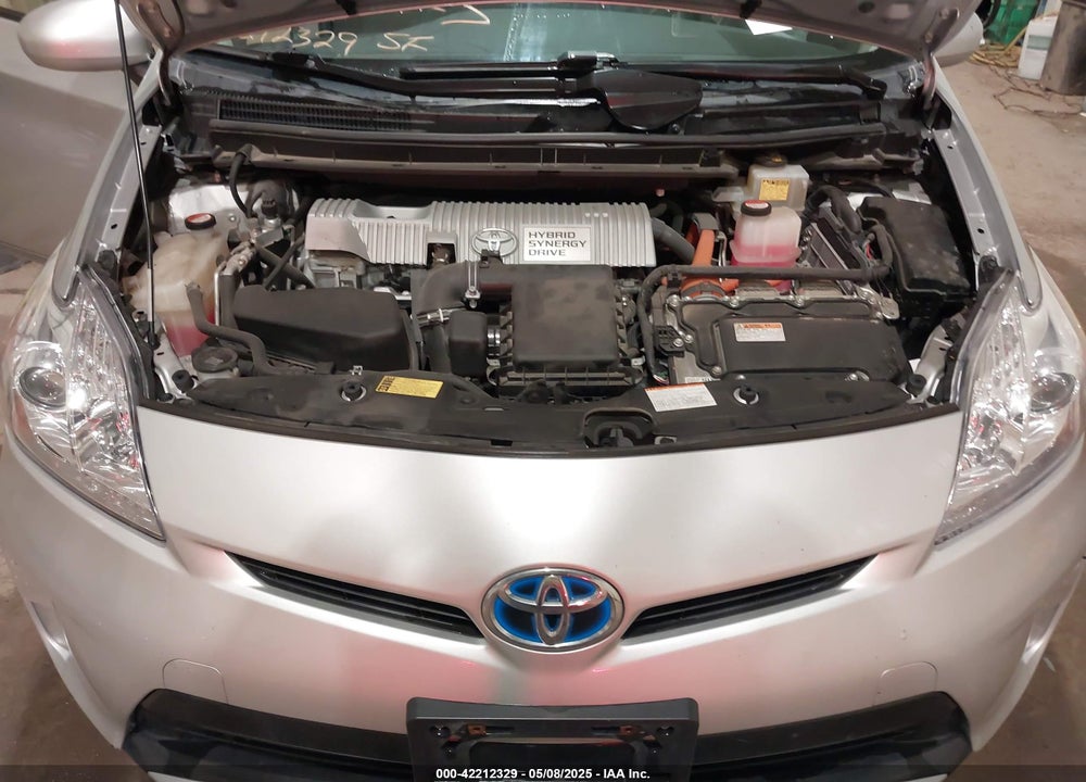 2015 TOYOTA PRIUS TWO VIN: JTDKN3DU8F1895586