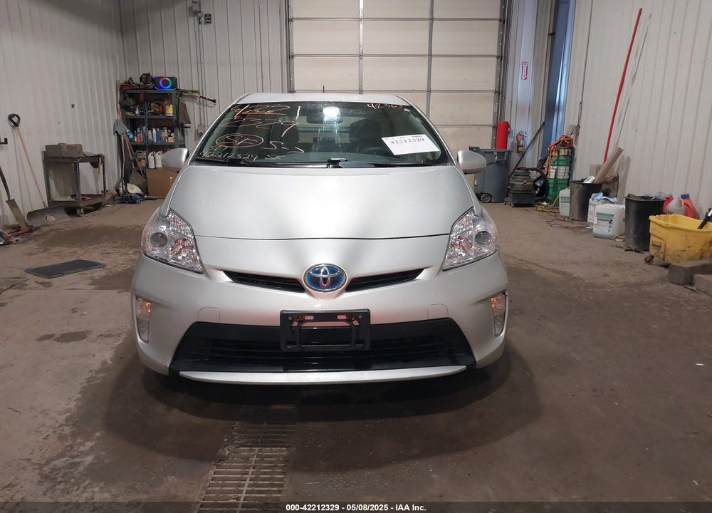 2015 TOYOTA PRIUS TWO VIN: JTDKN3DU8F1895586