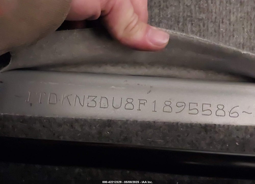 2015 TOYOTA PRIUS TWO VIN: JTDKN3DU8F1895586