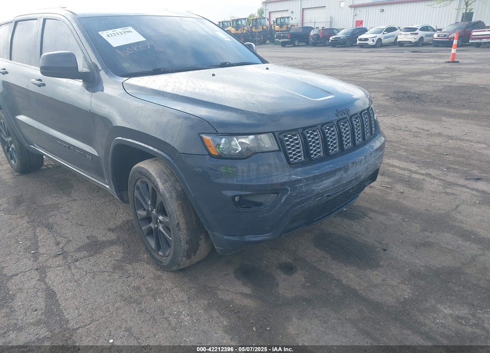 2018 JEEP GRAND CHEROKEE VIN: 1C4RJFAG4JC264177