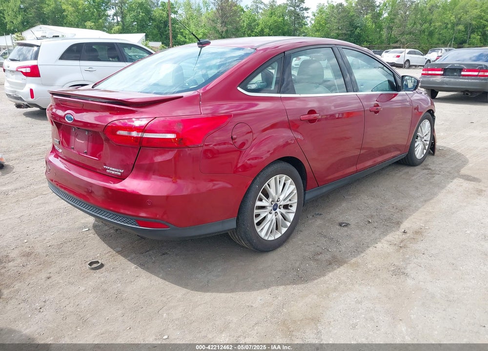 2016 FORD FOCUS VIN: 1FADP3J22GL314021