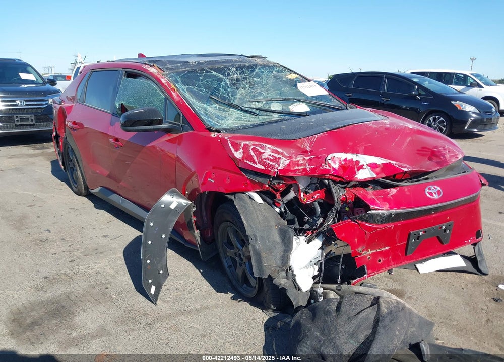 2024 TOYOTA BZ4X XLE VIN: JTMABACAXRA078351