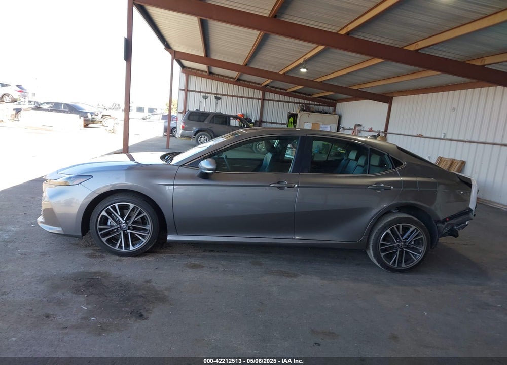 2025 TOYOTA CAMRY XLE VIN: 4T1DAACK4SU555705