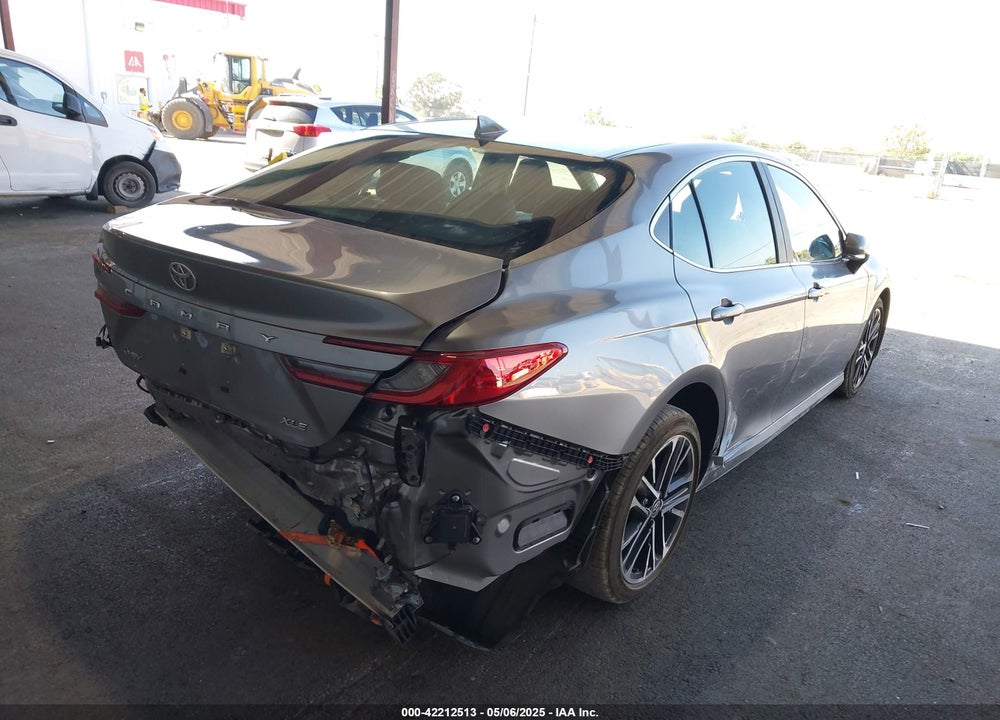 2025 TOYOTA CAMRY XLE VIN: 4T1DAACK4SU555705